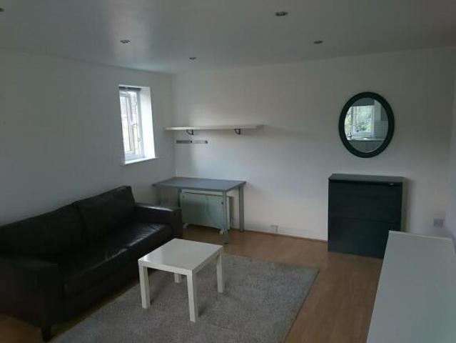 Apartment for rent in Cat Hill
