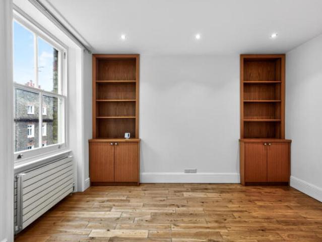 Apartment for rent in Cat Hill