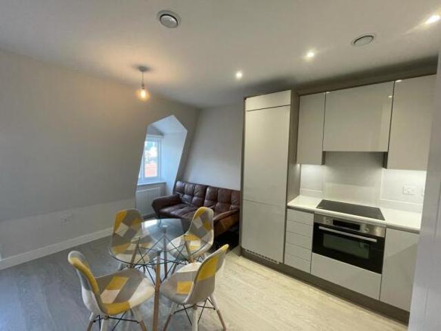 Apartment for rent in Uxbridge, Greater London