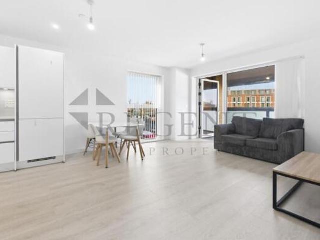 Apartment for rent in South Lane, West Yorkshire