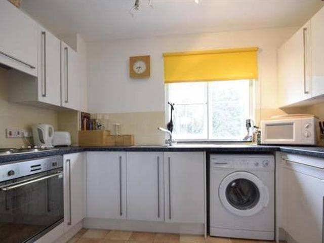 House for rent in Surrey, England
