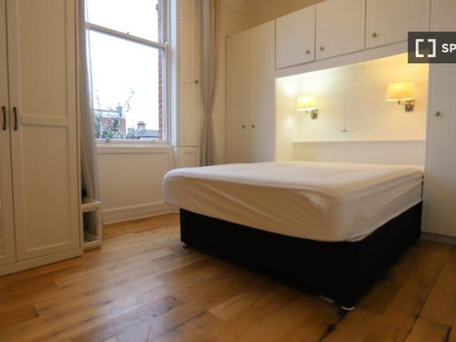 Apartment to rent in Bluebell, North Tipperary