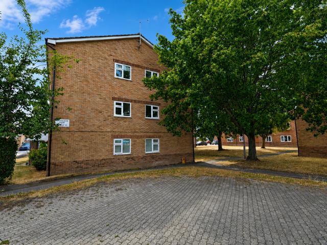 Flat for sale in Bobblestock, Lower Bullingham