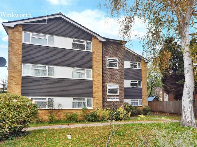 Flat for sale in Carshalton Beeches, Greater London