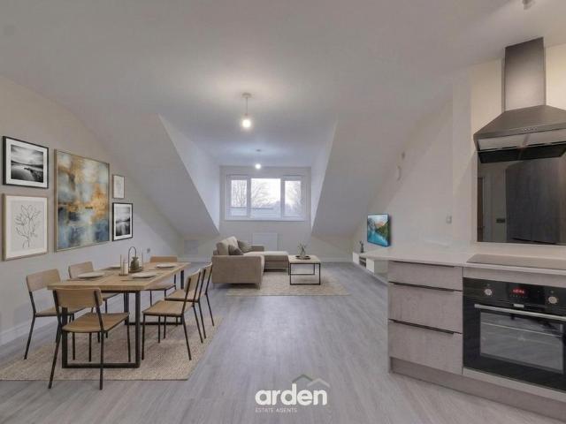 Flat for sale in Kings Heath, West Midlands