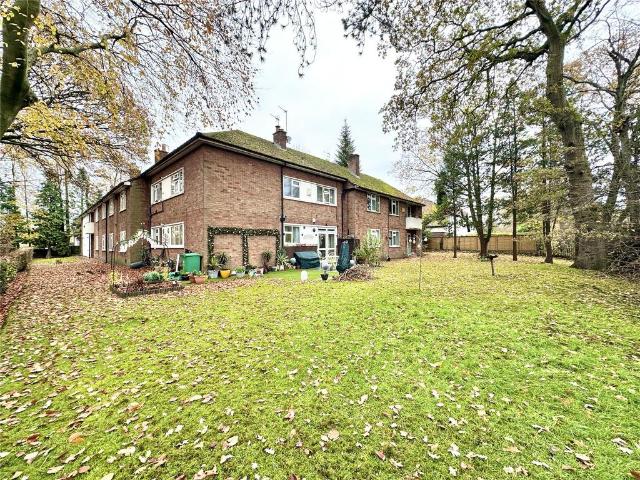 Flat for sale in Georgia, Greater Manchester