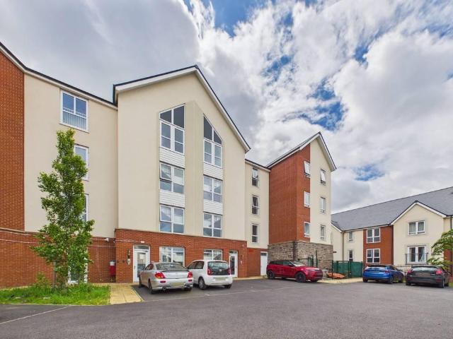 Flat for sale in Stoke Park, Frenchay