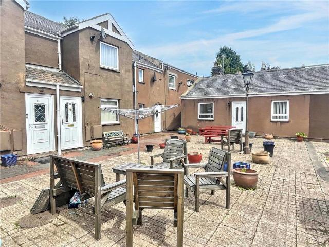 Flat for sale in Hylton Red House Estate, Tyne And Wear