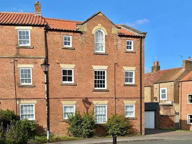 Flat for sale in Easingwold