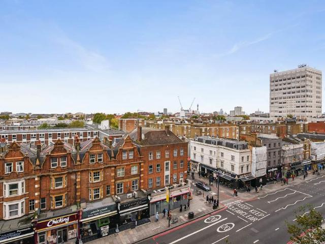 Flat for sale in Paddington, Greater London