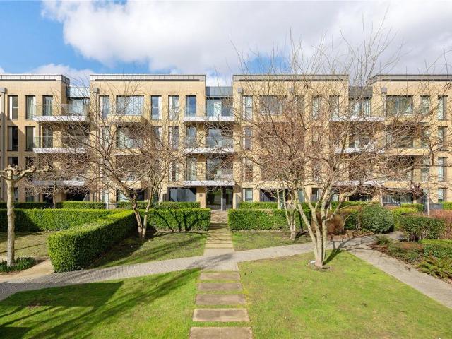 Flat for sale in Fulham Riverside, Greater London