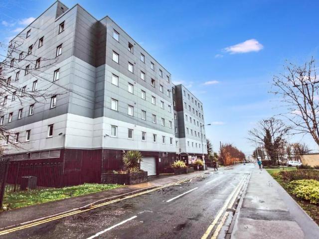 Flat for sale in Little Horton Green, Bradford
