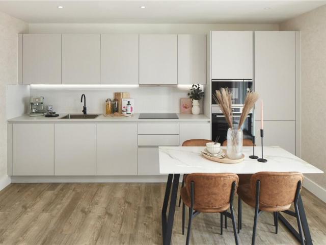 Flat for sale in London Borough of Croydon, Greater London
