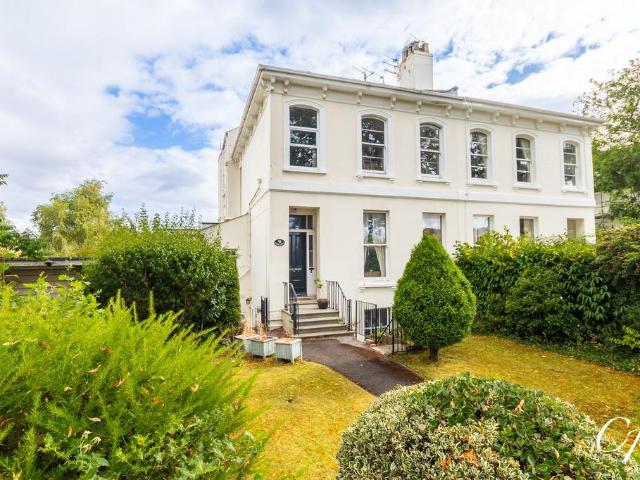 Flat for sale in Ewens Farm, Golden Valley