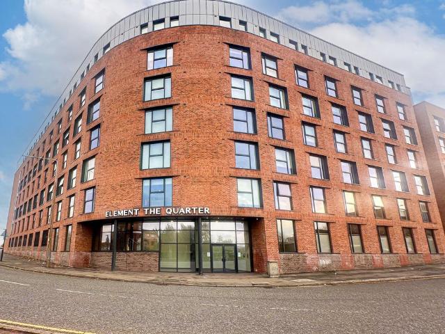 Flat for sale in Calderstones
