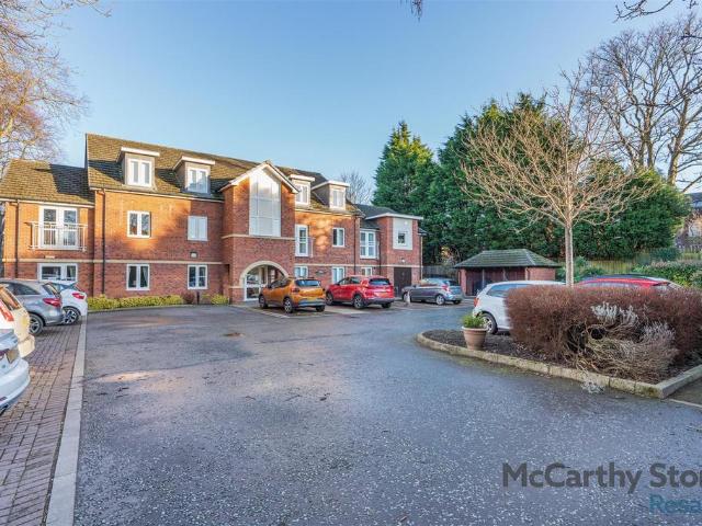 Flat for sale in Cowgate, Fenham