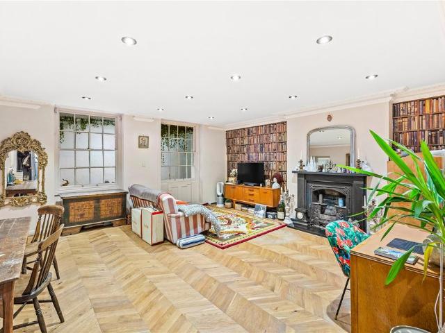 Flat for sale in Brighton Marina Village, Brighton & Hove