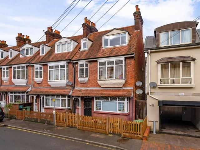 Flat for sale in St James, Sandown Park