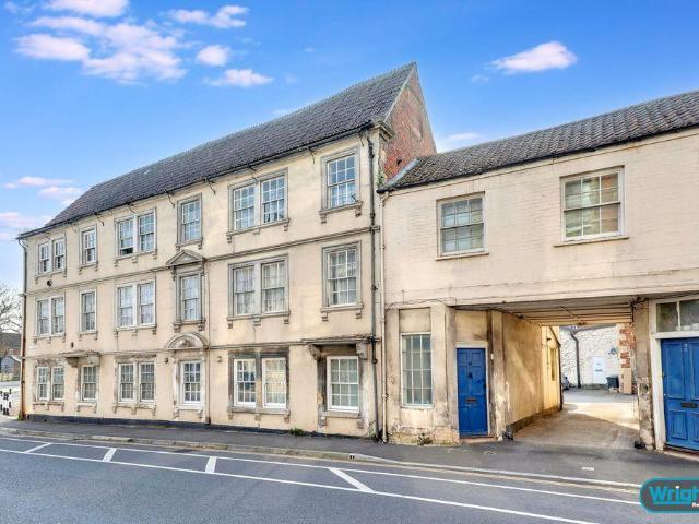 Flat for sale in Trowbridge