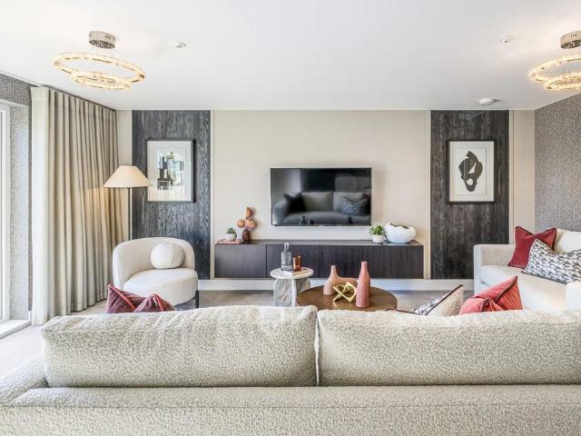 Flat for sale in Echline, Scotland