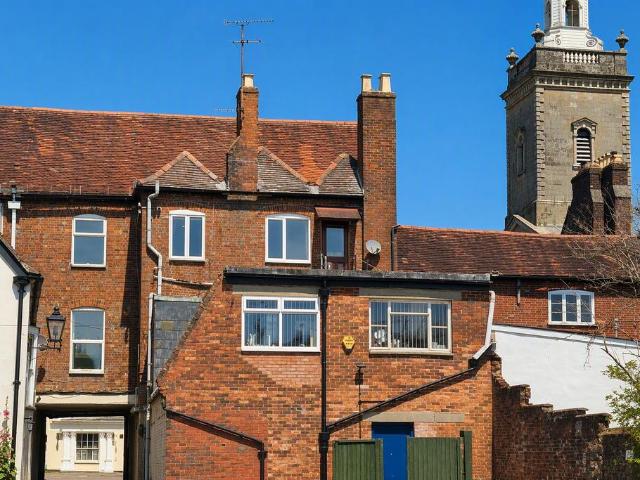 Flat for sale in Blandford Forum, Blandford