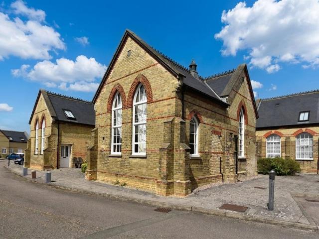 Flat for sale in Biggleswade, Bedfordshire