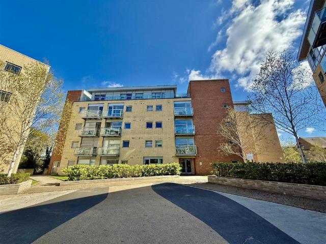 Flat for sale in Battle Field, Tyne And Wear