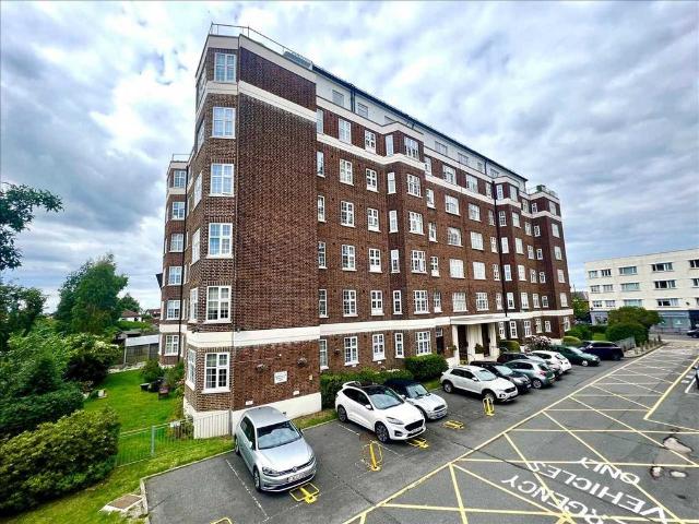 Flat for sale in Alton Barnes, Isle Of Man