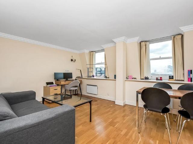 Flat for sale in Blackfriars, Lyons