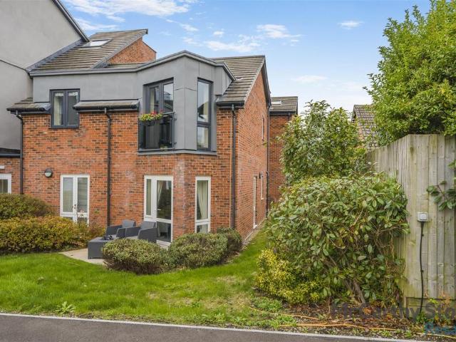 Flat for sale in Little Poulton, Cabus