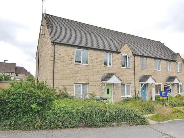Flat for sale in School House, Gloucestershire
