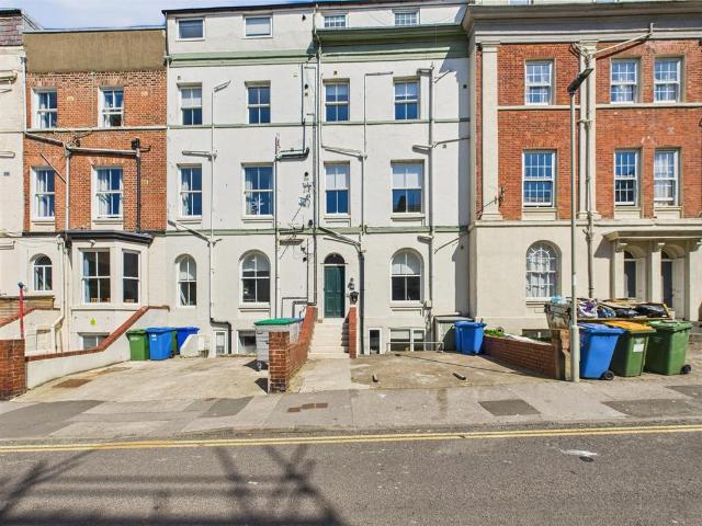 Flat for sale in The Old Town, Kepwick