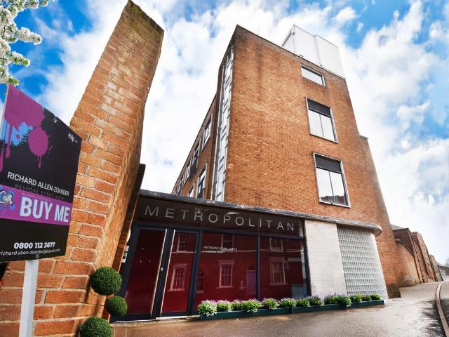 Flat for sale in Dixons Green, West Midlands