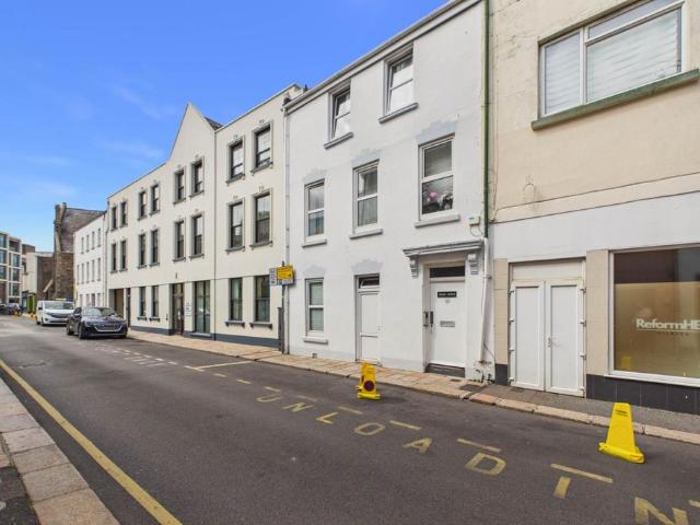 Flat for sale in St Helier, Greater London