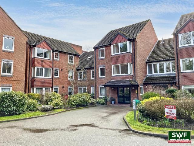 Flat for sale in Tettenhall, West Midlands