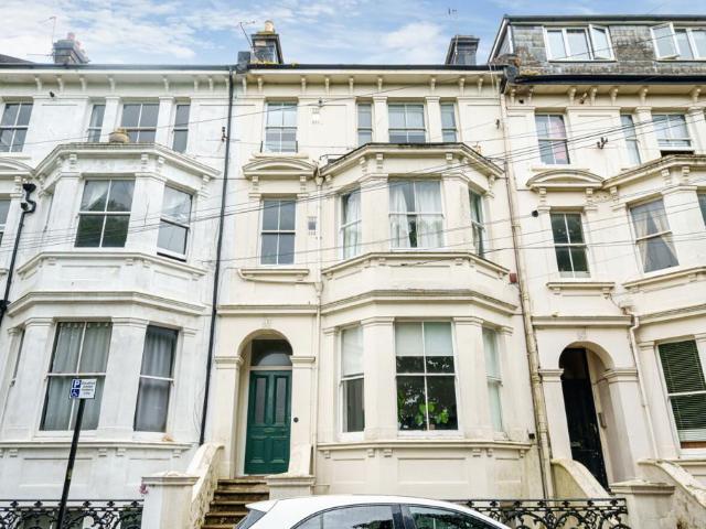 Flat for sale in Kemptown, Brighton & Hove
