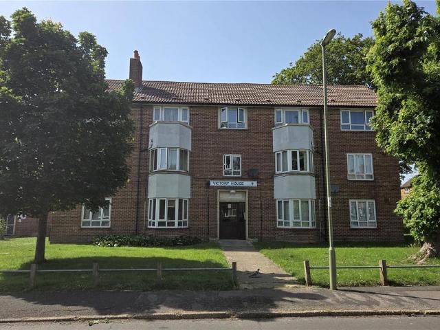 Flat for sale in Spring Vale, Hampshire