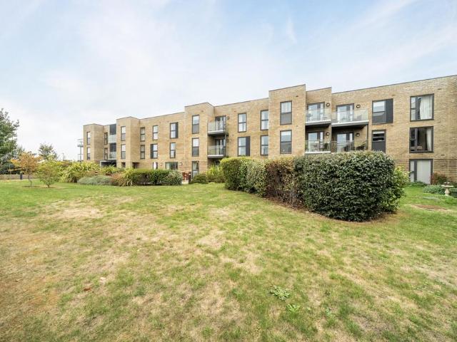 Flat for sale in Great Western Park, Vale of White Horse
