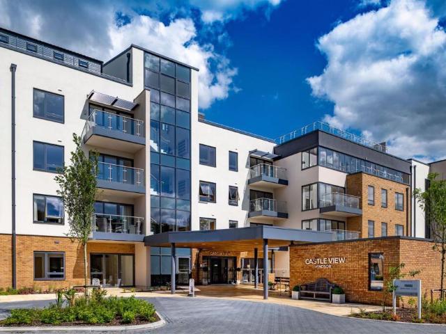 Flat for sale in Windsor, Clewer New Town