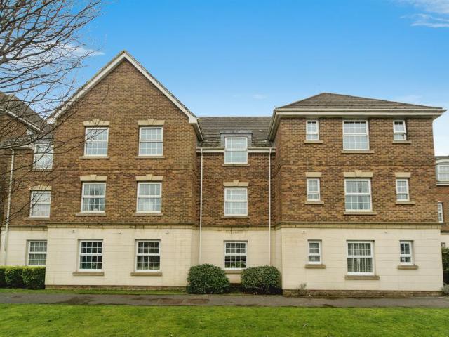 Flat for sale in Heathlands, East Sussex