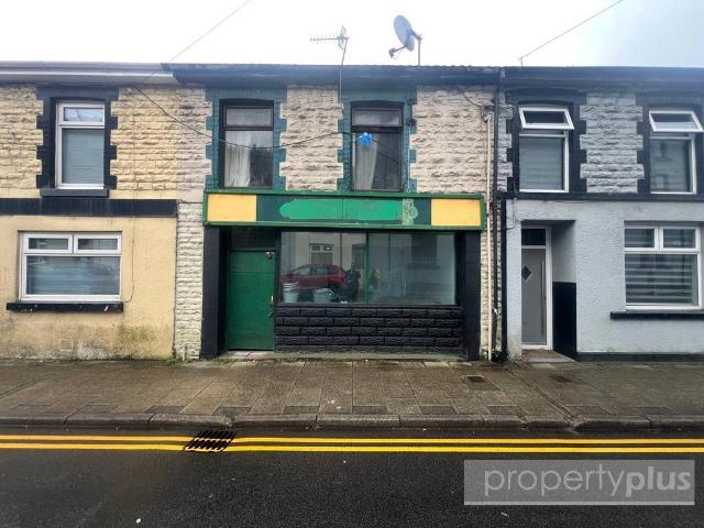 Flat for sale in Cwm Clydach, Clydach Vale