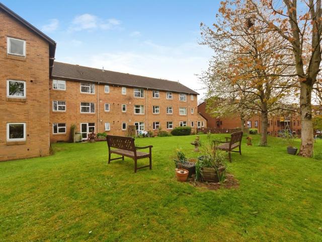 Flat for sale in West Midlands