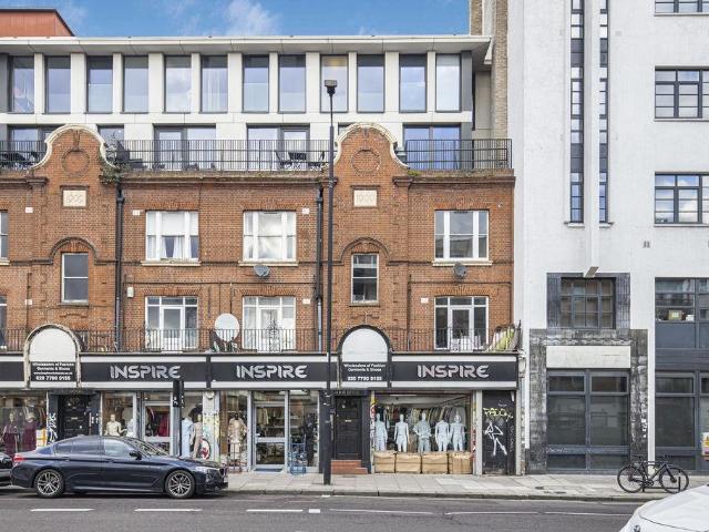 Flat for sale in St. George in the East, Whitechapel