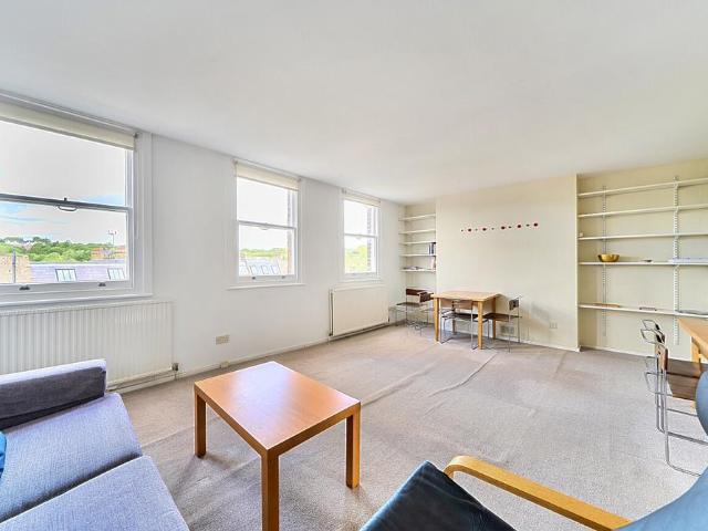 Flat for sale in Belsize Park, Greater London