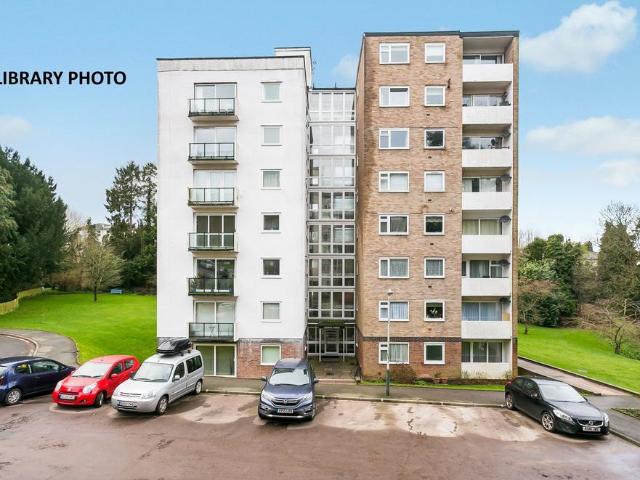 Flat for sale in St James, Sandown Park