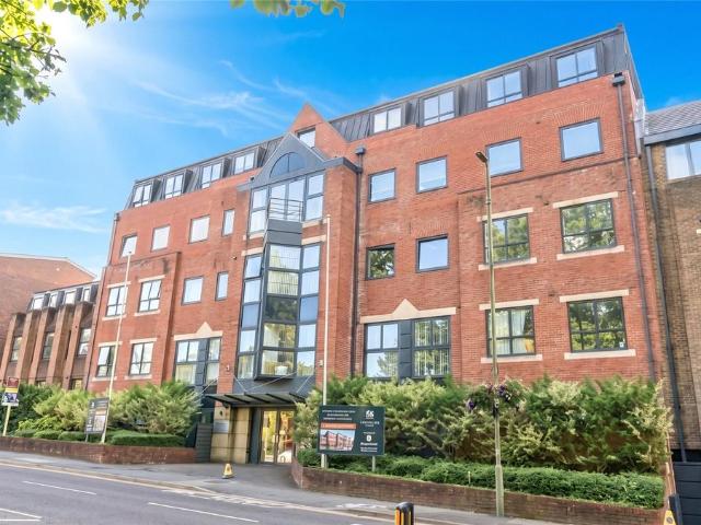 Flat for sale in Camberley, Surrey Heath