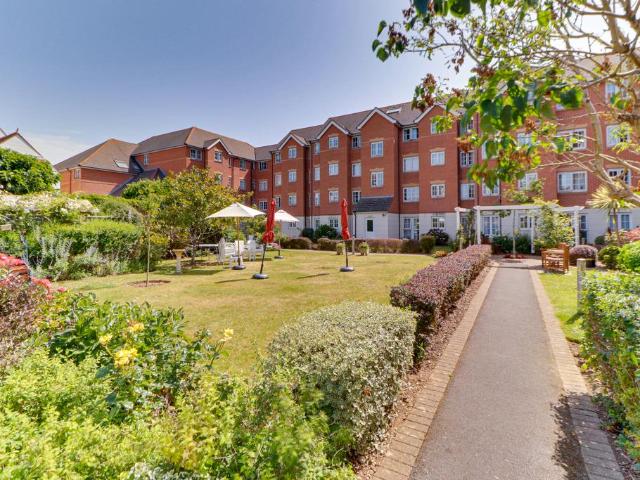 Flat for sale in Southsea, City Of Portsmouth