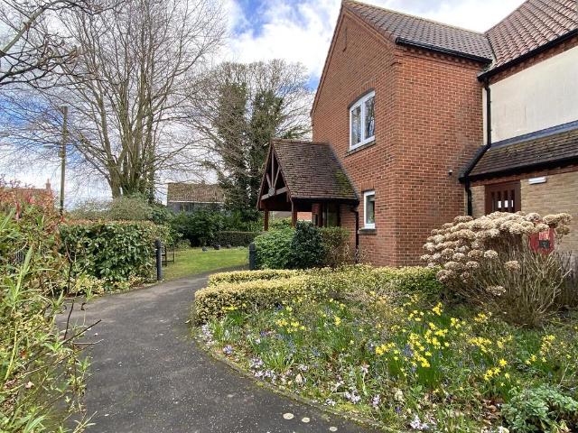 Flat for sale in Comers, Norfolk