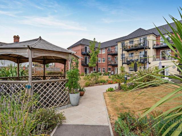Flat for sale in Newton St Cyres, Devon