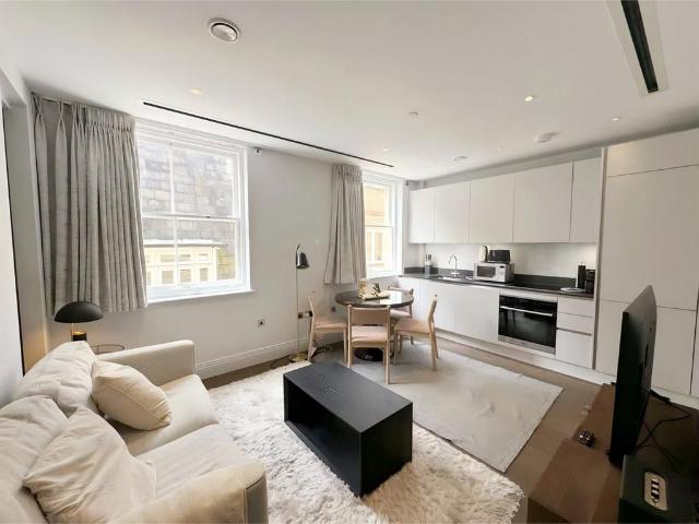 Flat for sale in Blackfriars, Lyons